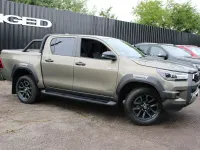 Used Toyota HiLux Luxury 201 HP (147 kW) 2023 Bronze Pickup