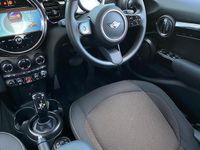 Used Mini Cooper Classic 136 HP (100 kW) 2022 Silver Hatchback