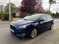 Begagnad Ford Focus ST-Line 120 HK (88 kW) 2017 Blå Halvkombi