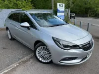 Begagnad Vauxhall Astra Elite 150 HK (110 kW) 2018 Silver Kombi