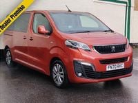 Used Peugeot Traveller Allure 180 HP (132 kW) 2020 Red MPV