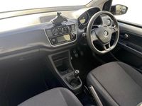 Usado VW up! Black Edition 65 HP (47 kW) 2022 Prateado Citadino