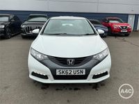 Used Honda Civic SE 100 HP (73 kW) 2012 White Hatchback