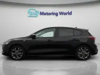 Używany Ford Focus ST-Line 155 KM (114 kW) 2023 Czarny Hatchback