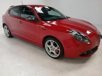 Used Alfa Romeo Giulietta Edizione Speciale 150 HP (110 kW) 2016 Red Hatchback