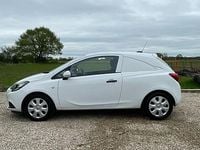 Used Vauxhall Corsa 2016 White Hatchback