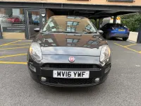 Używany Fiat Punto Easy Plus 2016 Czarny Hatchback