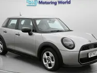 Used Mini Cooper Classic 156 HP (114 kW) 2024 Silver Hatchback
