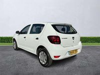 Used Dacia Sandero Essentiel 90 HP (66 kW) 2018 White Hatchback