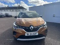 Used Renault Captur Version S 143 HP (105 kW) 2021 Orange/black SUV