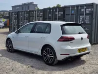 Used VW Golf VII GTE 204 HP (150 kW) 2017 White Hatchback