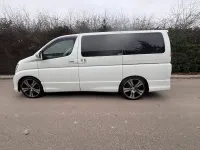 Używany Nissan Elgrand 2005 Biały Minivan