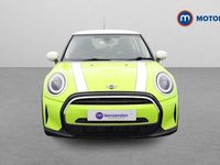 Used Mini Cooper Classic 136 HP (100 kW) 2022 Yellow Hatchback