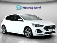 Used Ford Focus ST-Line 155 HP (114 kW) 2023 White Hatchback