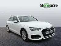 Begagnad Audi A4 Comfort 150 HK (110 kW) 2023 Vit Kombi