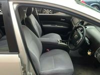 Used Toyota Prius 76 HP (55 kW) 2005 Hatchback