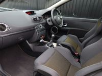 used Renault Clio 2.0 16V Sport 200 3dr