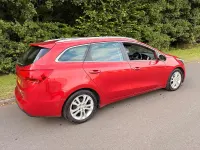 Used Kia Ceed 128 HP (94 kW) 2013 Red Hatchback