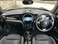 Używany Mini Cooper S Hatch 176 KM (129 kW) 2021 Czarny Hatchback