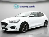 Used Ford Focus ST-Line 125 HP (91 kW) 2019 White Hatchback