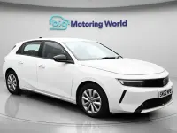 Gebraucht Vauxhall Astra Design Edition 130 PS (95 kW) 2022 Weiß Kleinwagen