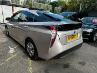 Used Toyota Prius Business Edition 140 HP (102 kW) 2023 Beige Hatchback