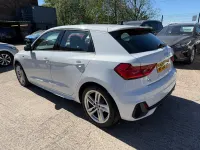 Used Audi A1 Sportback S-Line 116 HP (85 kW) 2019 White Hatchback