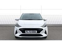 Used Hyundai i10 Premium 67 HP (49 kW) 2023 White Hatchback
