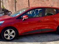 Used Renault Clio IV Expression+ 90 HP (66 kW) 2014 Red Hatchback