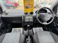 Used Ford Fiesta Finesse 2004 Blue Hatchback