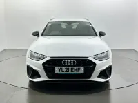 Begagnad Audi A4 Black Edition 163 HK (119 kW) 2021 Vit Kombi