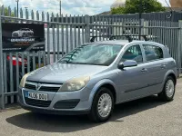 Used Vauxhall Astra 90 HP (66 kW) 2006 Silver Hatchback