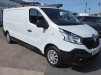 Używany Renault Trafic Business 120 KM (88 kW) 2018 Biały Minivan