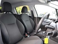 Used Peugeot 208 Signature Sky 82 HP (60 kW) 2019 Grey Hatchback