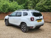 Used Dacia Duster Prestige 114 HP (83 kW) 2019 White SUV
