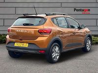 Used Dacia Sandero Expression 90 HP (66 kW) 2023 Orange SUV