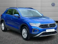 Used VW T-Roc Life 150 HP (110 kW) 2023 Blue SUV