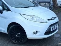 Used Ford Fiesta Titanium 2011 White Hatchback