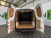 Begagnad Ford Transit Custom 105 HK (77 kW) 2017 Vit Van