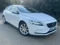 Used Volvo V40 Inscription 150 HP (110 kW) 2018 White Hatchback