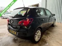 Used Vauxhall Corsa 90 HP (66 kW) 2015 Green Hatchback