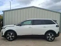 Usado Peugeot 5008 GTi 131 HP (96 kW) 2023 Branco SUV
