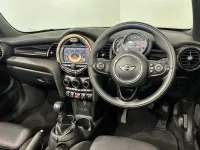Used Mini Cooper 134 HP (98 kW) 2017 Green Hatchback