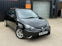 Usado MG MG3 106 HP (77 kW) 2018 Preto Citadino