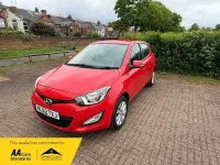 Begagnad Hyundai i20 Active 85 HK (62 kW) 2012 Röd Halvkombi
