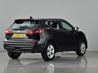 used Nissan Qashqai 1.3 DiG-T Acenta Premium 5dr