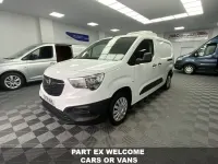 Used Vauxhall Combo 2021 White MPV