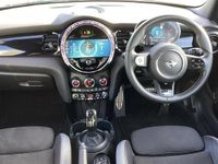 Used Mini Cooper Hatch 134 HP (98 kW) 2023 Green Hatchback