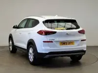 Used Hyundai Tucson SE 115 HP (84 kW) 2019 White SUV