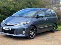 Begagnad Toyota Estima 2016 Grå Minibuss